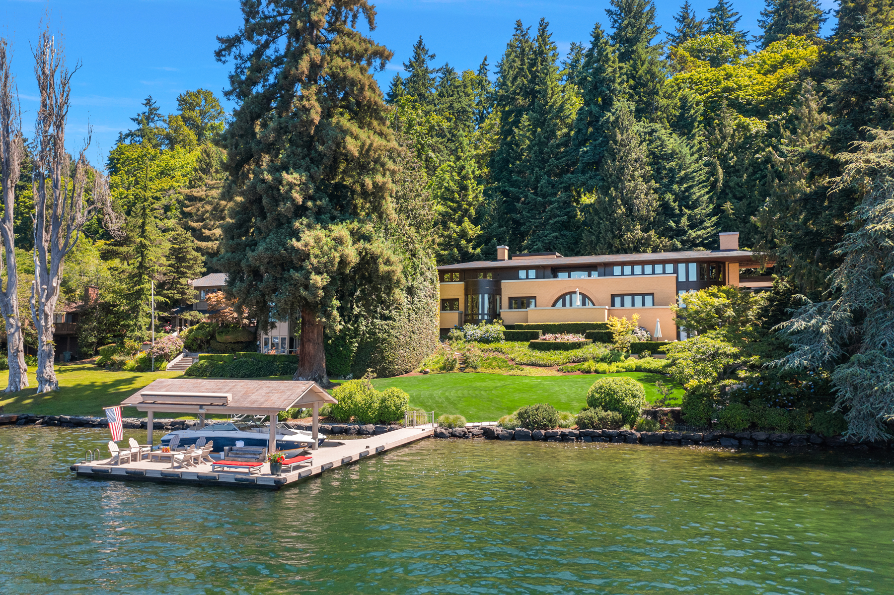 The residence on Lake Washington in summer light
